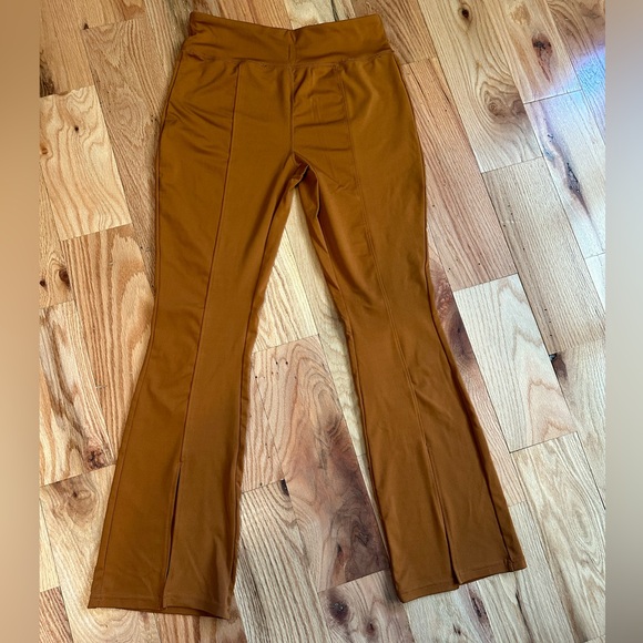 Flare Leggings - Picture 3 of 3